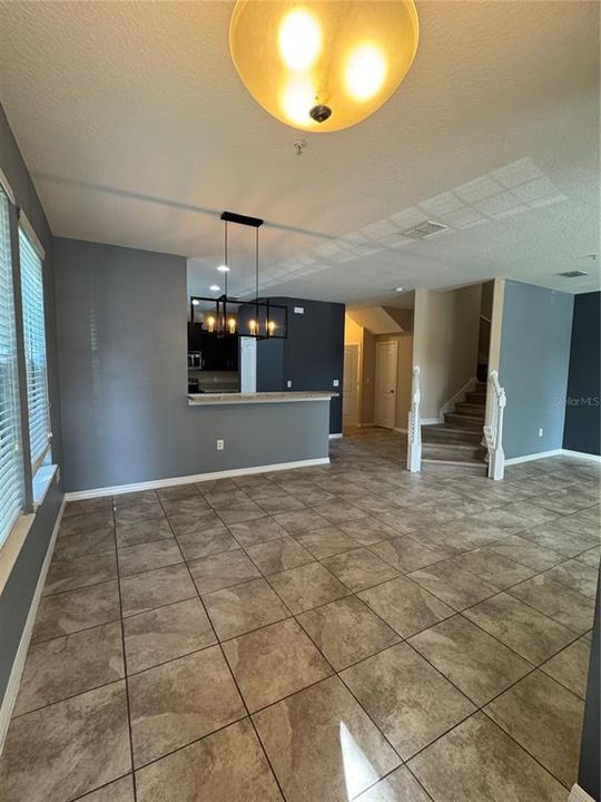 В аренду: $2,395 (3 спален, 2 ванн, 1614 Квадратных фут)