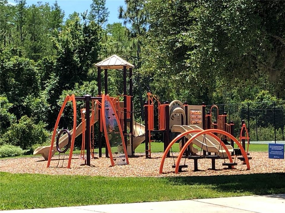 В аренду: $2,395 (3 спален, 2 ванн, 1614 Квадратных фут)