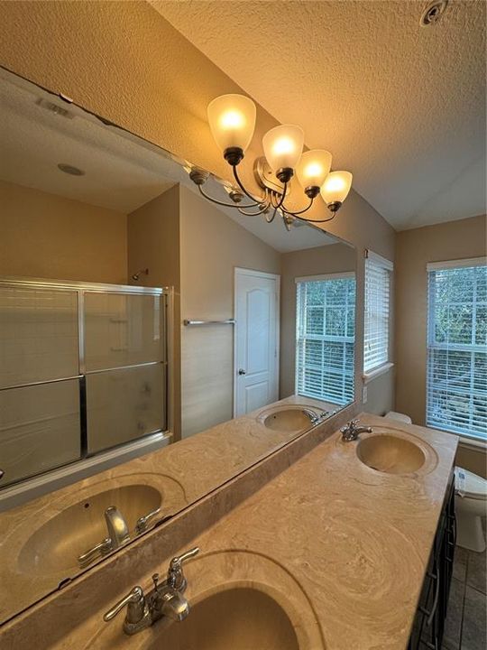 В аренду: $2,395 (3 спален, 2 ванн, 1614 Квадратных фут)