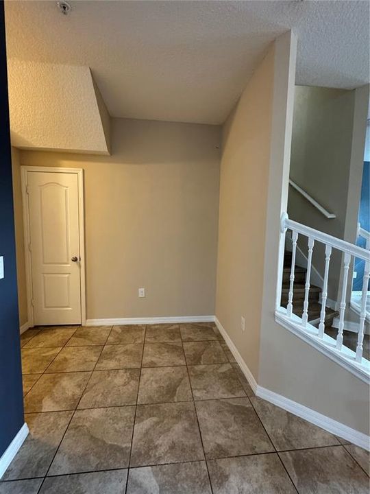 В аренду: $2,395 (3 спален, 2 ванн, 1614 Квадратных фут)