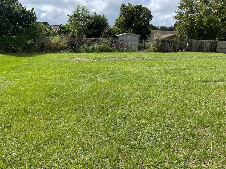 Activo con contrato: $224,990 (4 camas, 2 baños, 1247 Pies cuadrados)