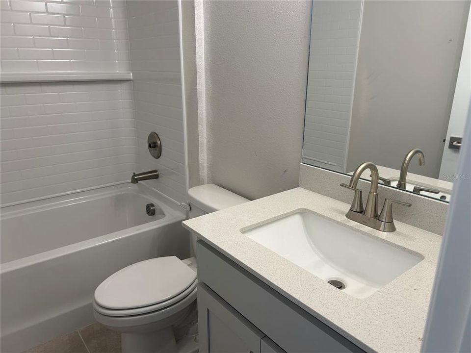 Active With Contract: $527,914 (4 beds, 3 baths, 2663 Square Feet)