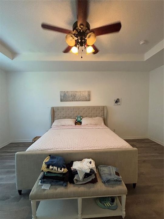 For Rent: $2,550 (3 beds, 2 baths, 2282 Square Feet)