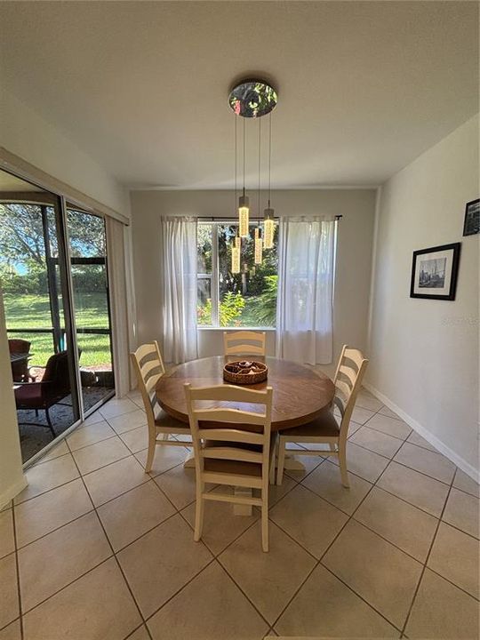 For Rent: $2,550 (3 beds, 2 baths, 2282 Square Feet)