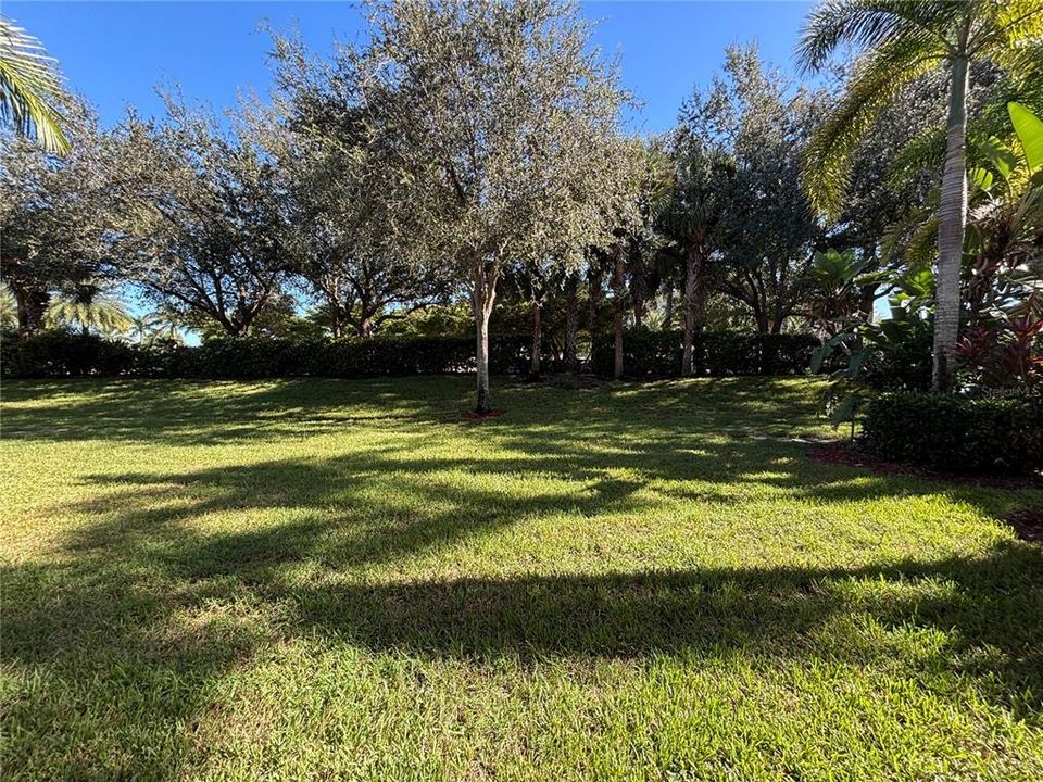 For Rent: $2,550 (3 beds, 2 baths, 2282 Square Feet)