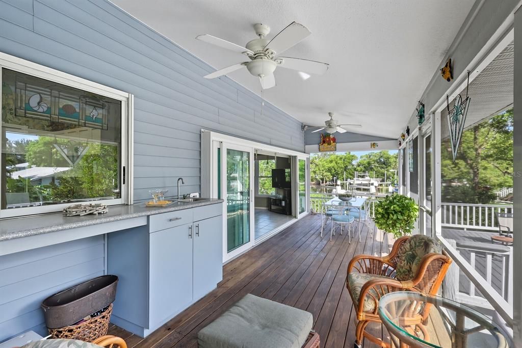 For Sale: $749,900 (3 beds, 3 baths, 1773 Square Feet)