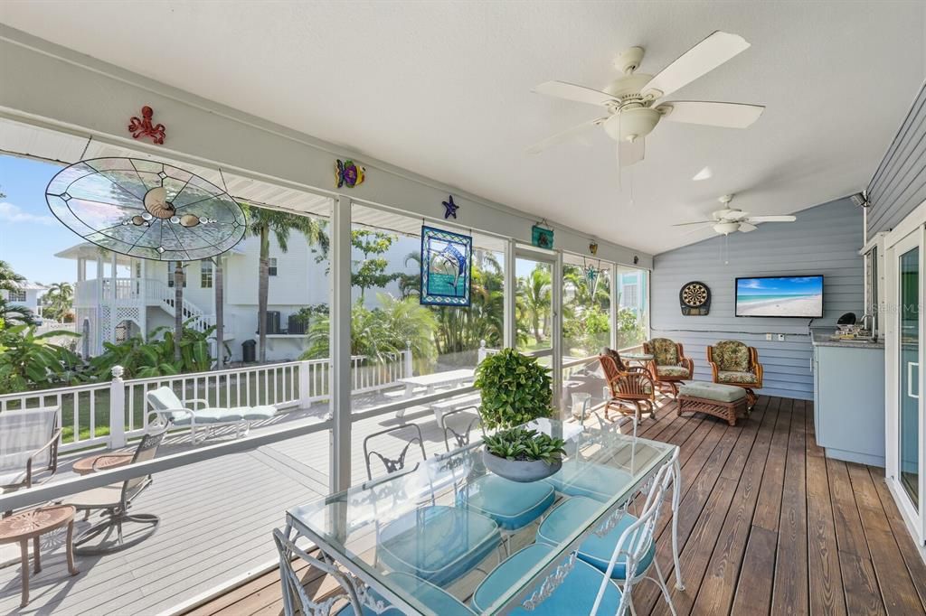 For Sale: $749,900 (3 beds, 3 baths, 1773 Square Feet)