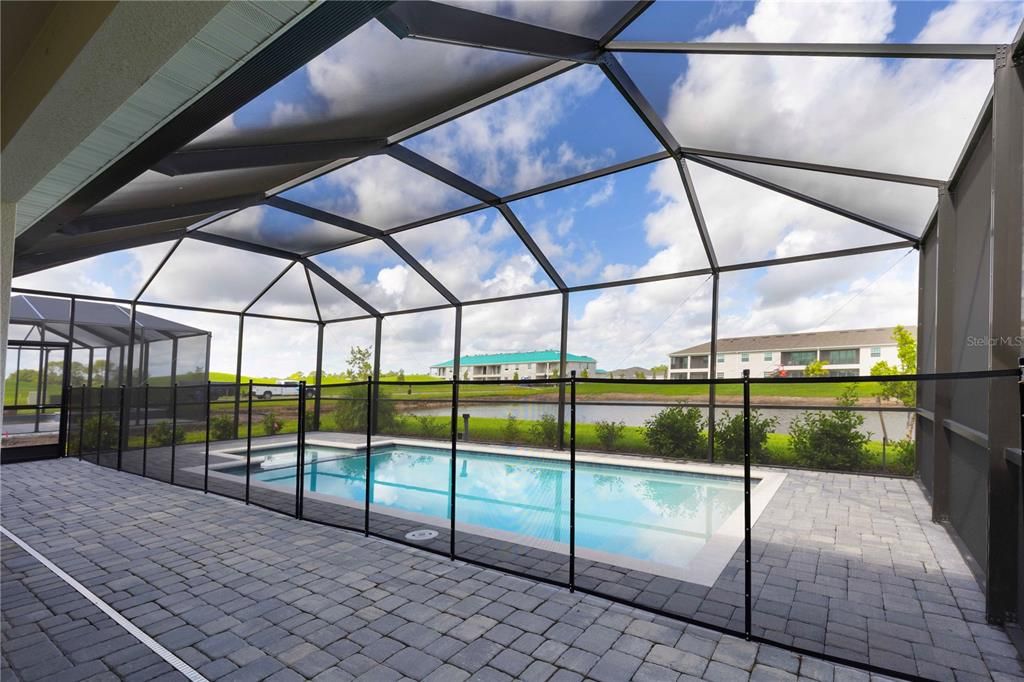 待售: $394,990 (4 贝兹, 3 浴室, 2032 平方英尺)