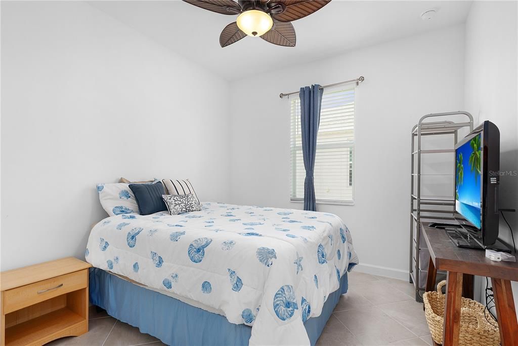 待售: $394,990 (4 贝兹, 3 浴室, 2032 平方英尺)