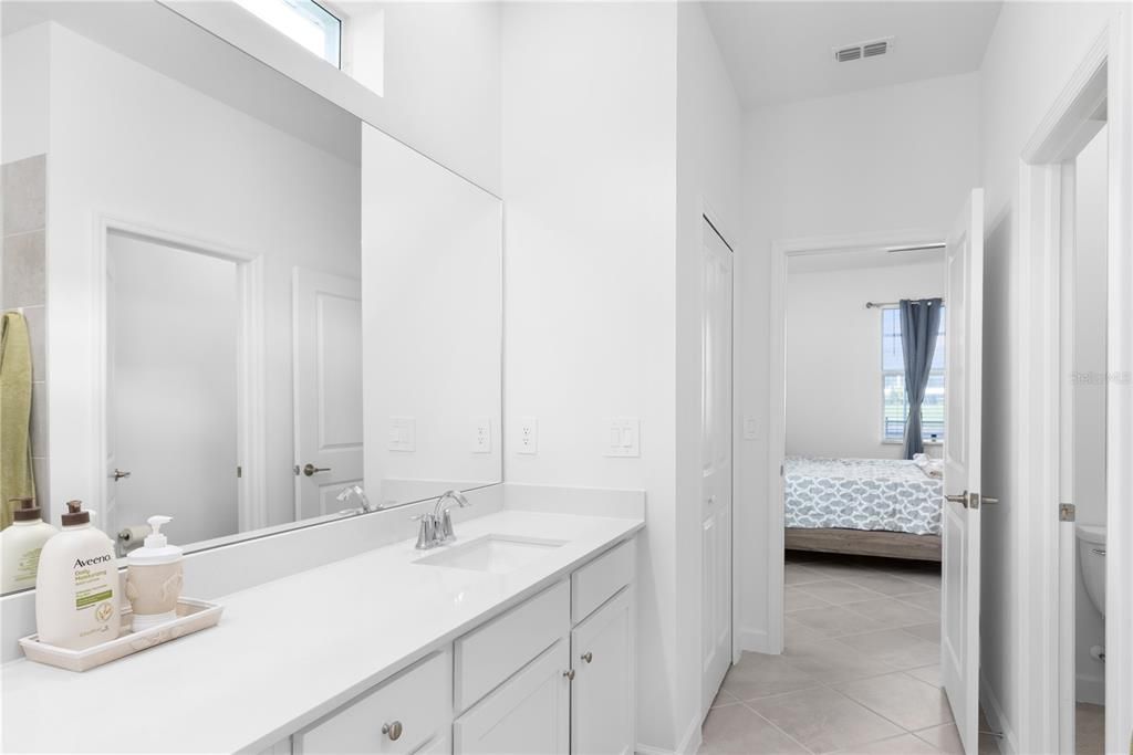 待售: $394,990 (4 贝兹, 3 浴室, 2032 平方英尺)