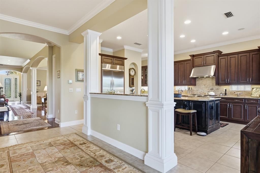 En Venta: $1,435,000 (4 camas, 4 baños, 4075 Pies cuadrados)