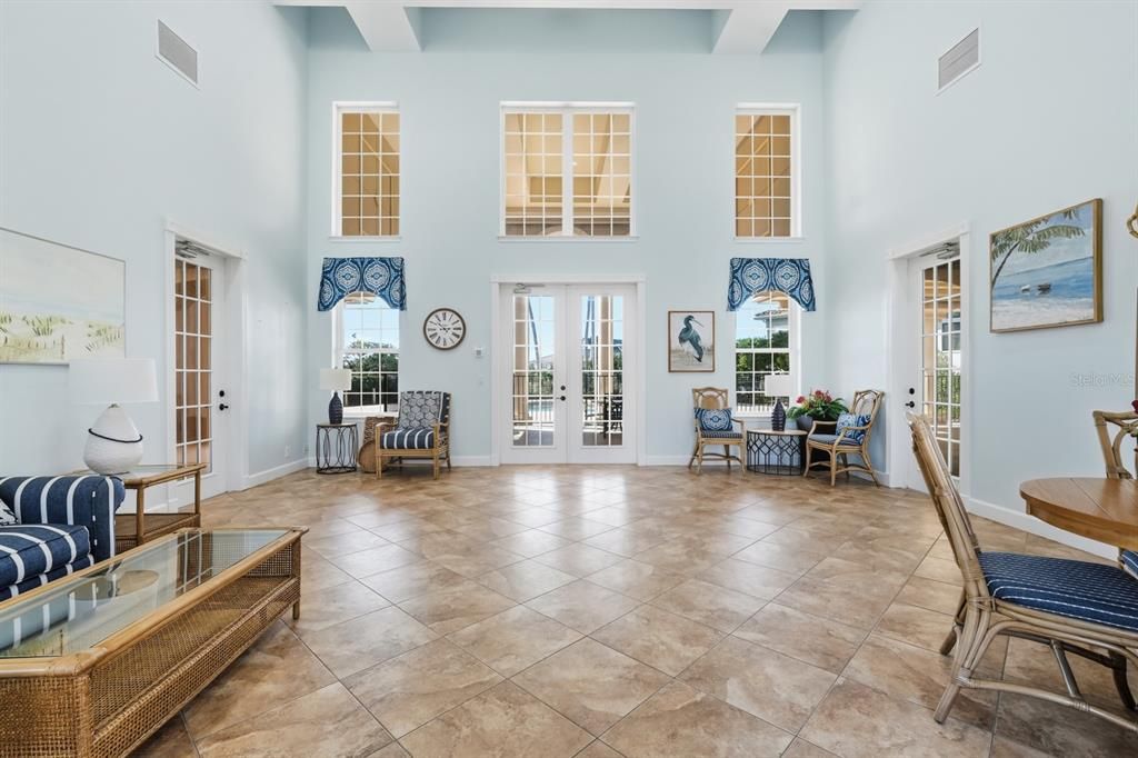 En Venta: $1,435,000 (4 camas, 4 baños, 4075 Pies cuadrados)