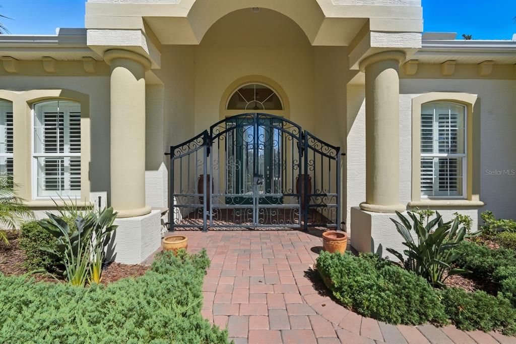 En Venta: $1,435,000 (4 camas, 4 baños, 4075 Pies cuadrados)