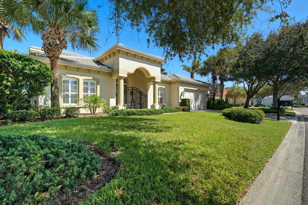 En Venta: $1,435,000 (4 camas, 4 baños, 4075 Pies cuadrados)