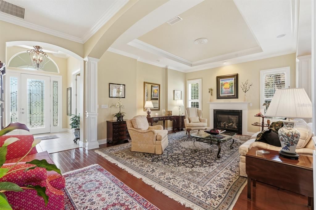 En Venta: $1,435,000 (4 camas, 4 baños, 4075 Pies cuadrados)