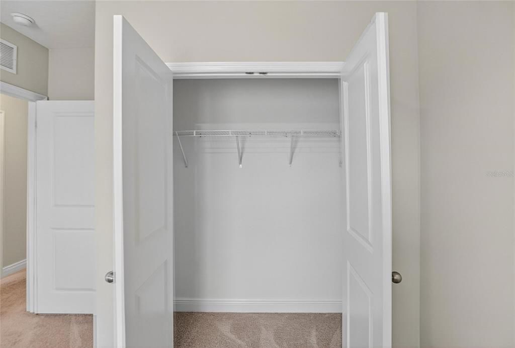 出租: $3,250 (5 贝兹, 3 浴室, 2934 平方英尺)