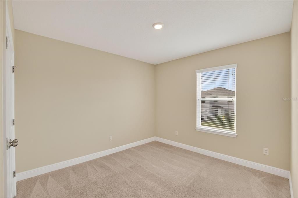 出租: $3,250 (5 贝兹, 3 浴室, 2934 平方英尺)