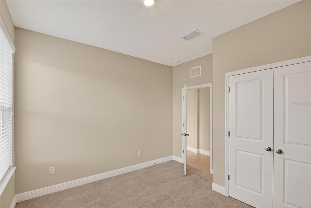 出租: $3,250 (5 贝兹, 3 浴室, 2934 平方英尺)