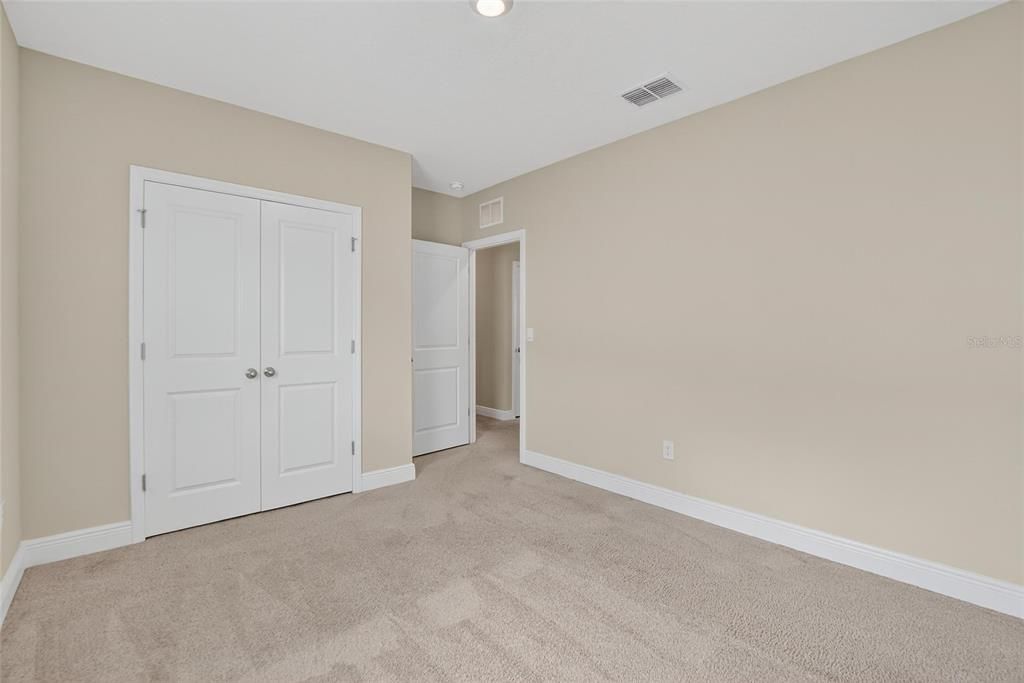 出租: $3,250 (5 贝兹, 3 浴室, 2934 平方英尺)