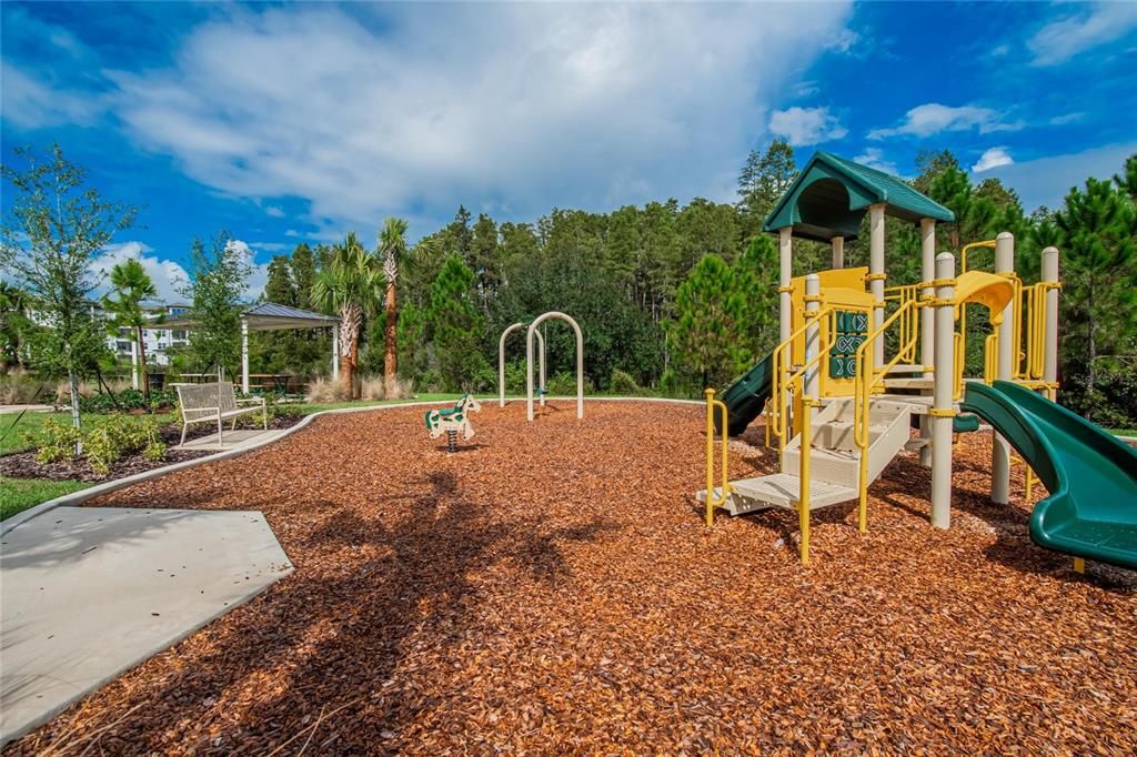 出租: $3,250 (5 贝兹, 3 浴室, 2934 平方英尺)