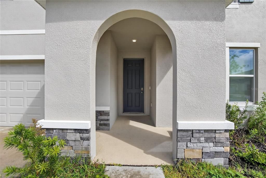 出租: $3,250 (5 贝兹, 3 浴室, 2934 平方英尺)