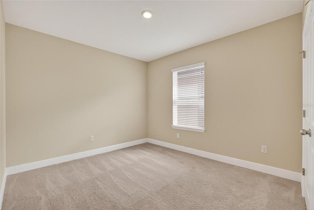 出租: $3,250 (5 贝兹, 3 浴室, 2934 平方英尺)