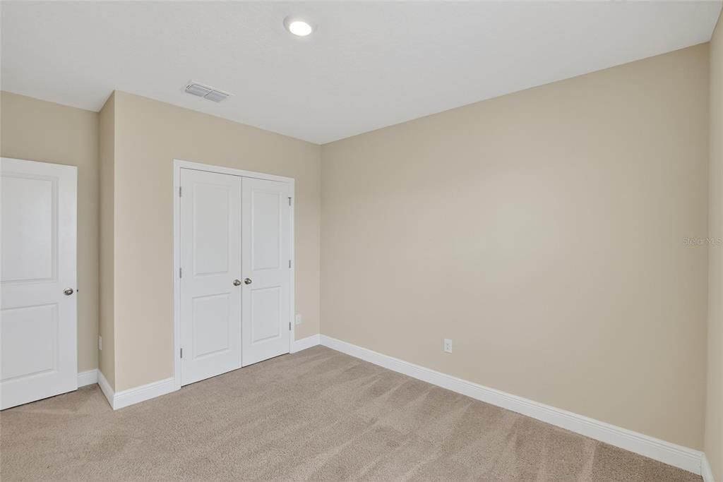 出租: $3,250 (5 贝兹, 3 浴室, 2934 平方英尺)