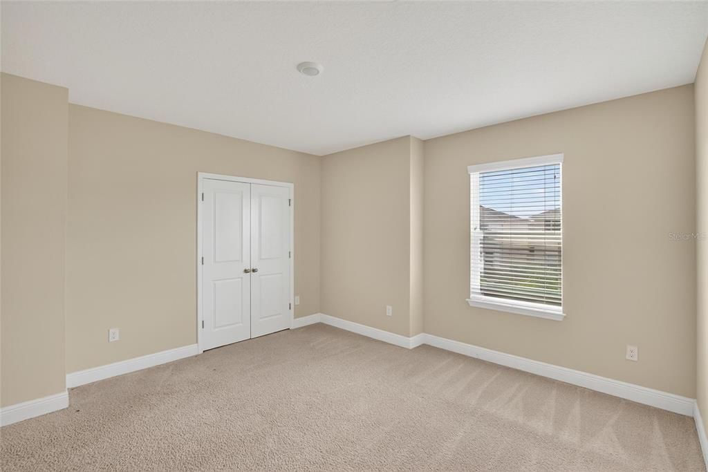 出租: $3,250 (5 贝兹, 3 浴室, 2934 平方英尺)