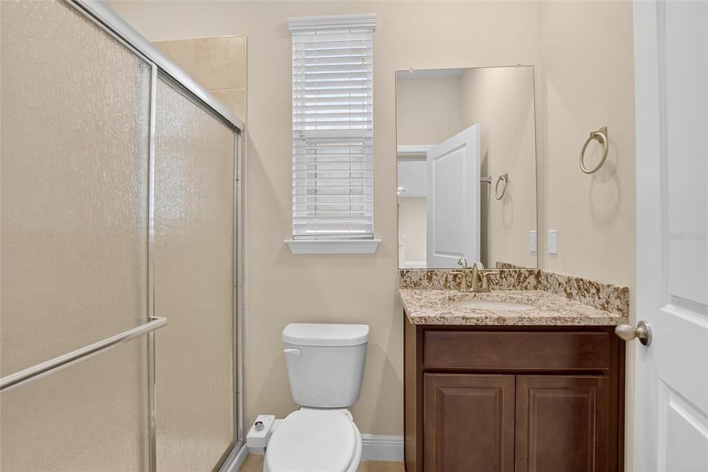 出租: $3,250 (5 贝兹, 3 浴室, 2934 平方英尺)