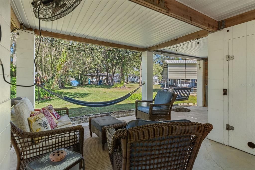 待售: $399,999 (2 贝兹, 1 浴室, 960 平方英尺)