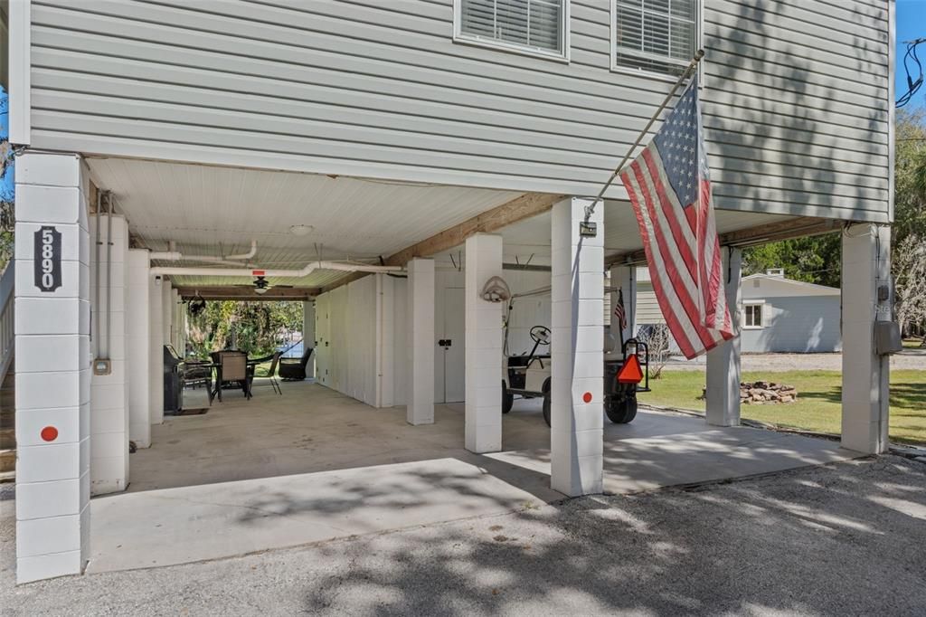 待售: $399,999 (2 贝兹, 1 浴室, 960 平方英尺)