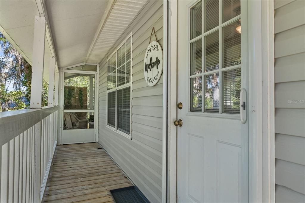 待售: $399,999 (2 贝兹, 1 浴室, 960 平方英尺)