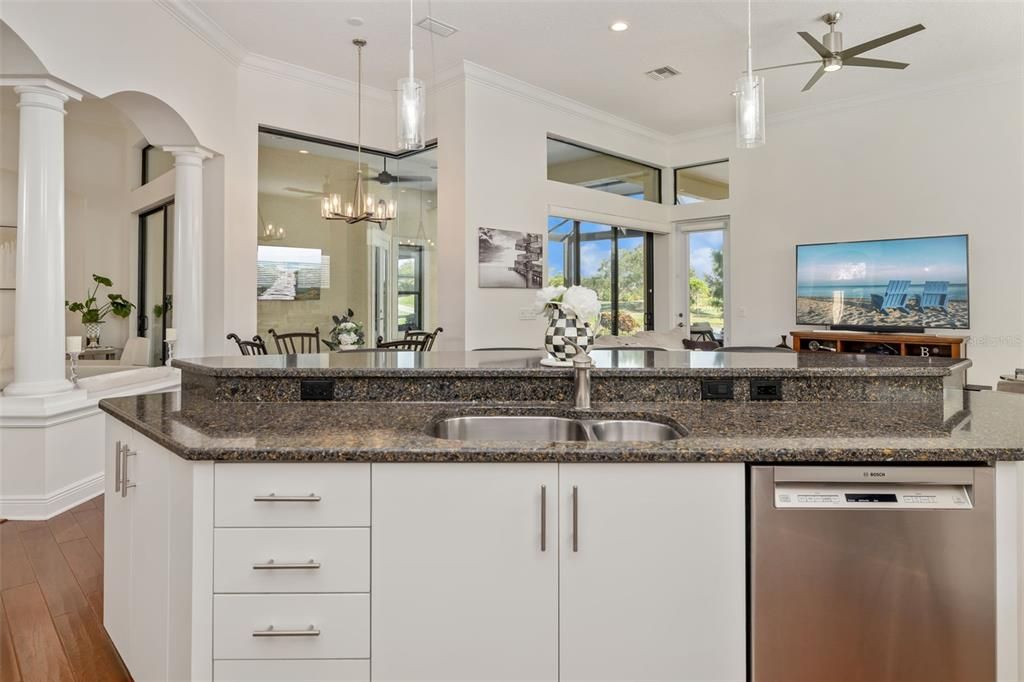 Active With Contract: $1,119,000 (3 beds, 3 baths, 2674 Square Feet)