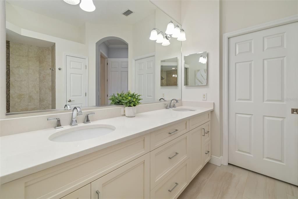 Active With Contract: $1,119,000 (3 beds, 3 baths, 2674 Square Feet)