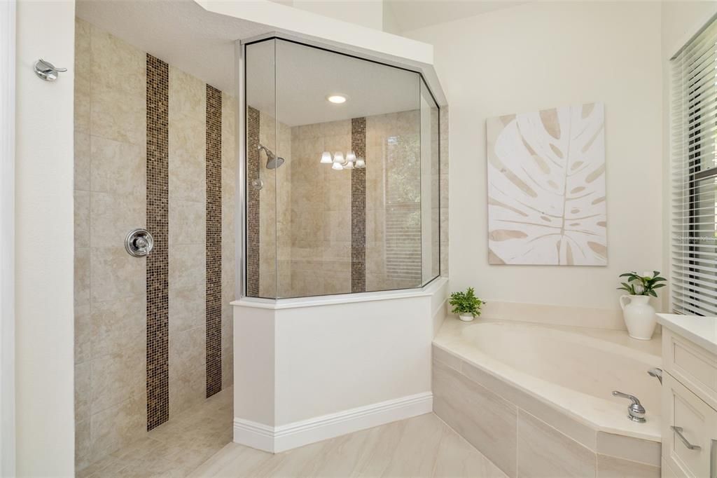 Active With Contract: $1,119,000 (3 beds, 3 baths, 2674 Square Feet)