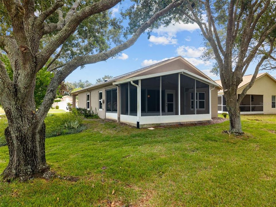 合同活跃: $229,000 (2 贝兹, 2 浴室, 1280 平方英尺)