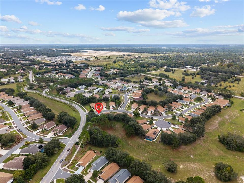 合同活跃: $229,000 (2 贝兹, 2 浴室, 1280 平方英尺)