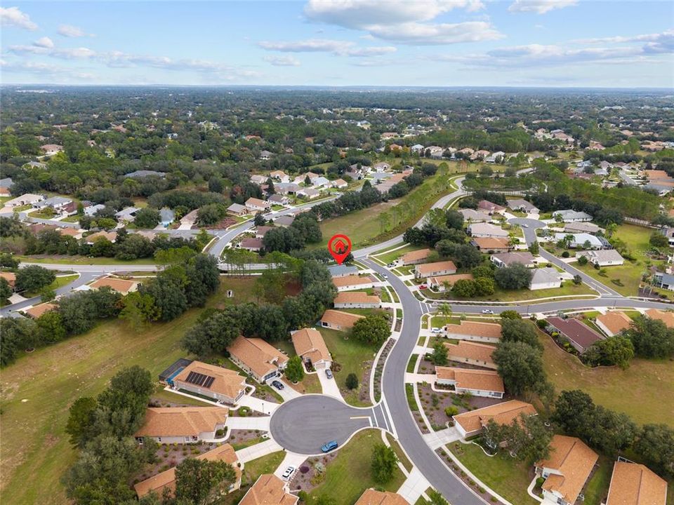 合同活跃: $229,000 (2 贝兹, 2 浴室, 1280 平方英尺)