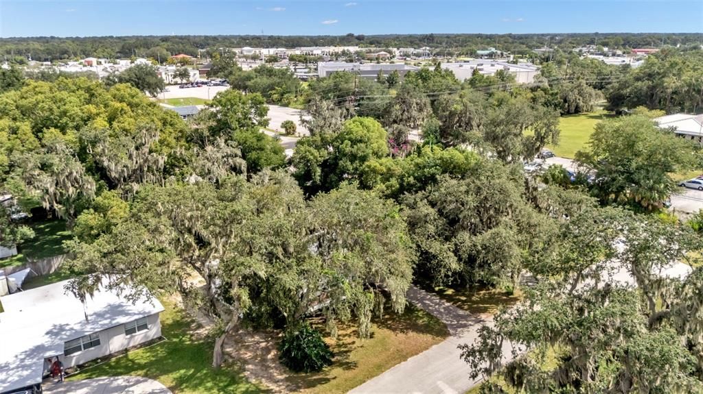 Active With Contract: $319,500 (3 beds, 2 baths, 1432 Square Feet)