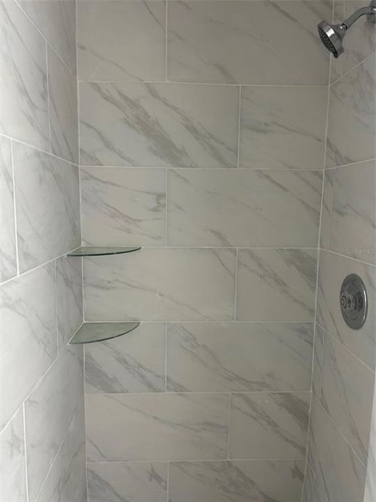 Active With Contract: $2,000 (3 beds, 2 baths, 1563 Square Feet)