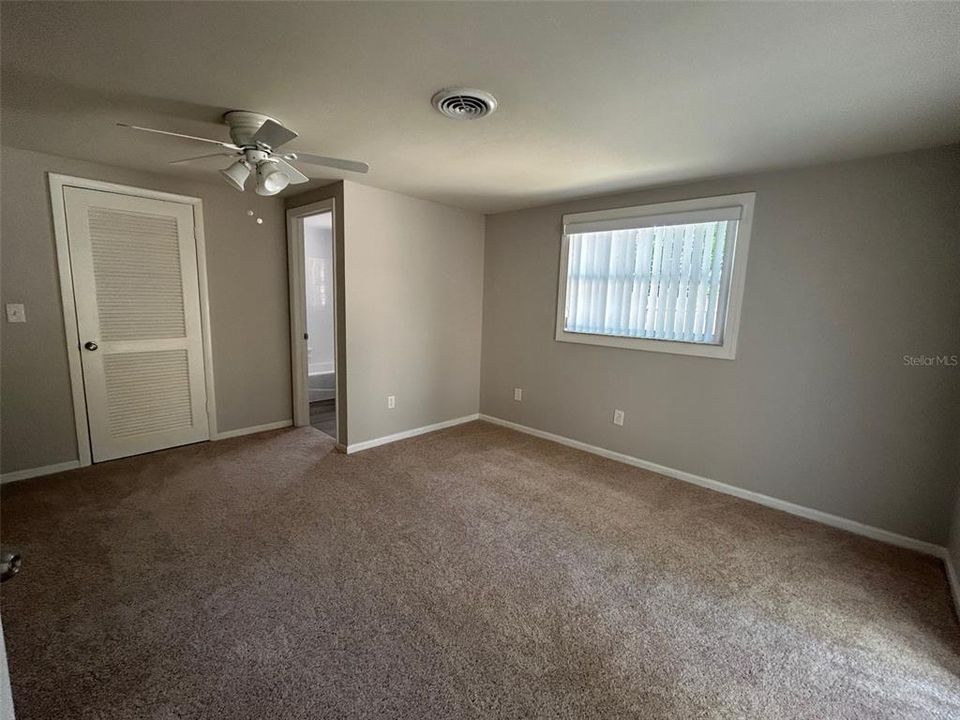 Active With Contract: $2,000 (3 beds, 2 baths, 1563 Square Feet)