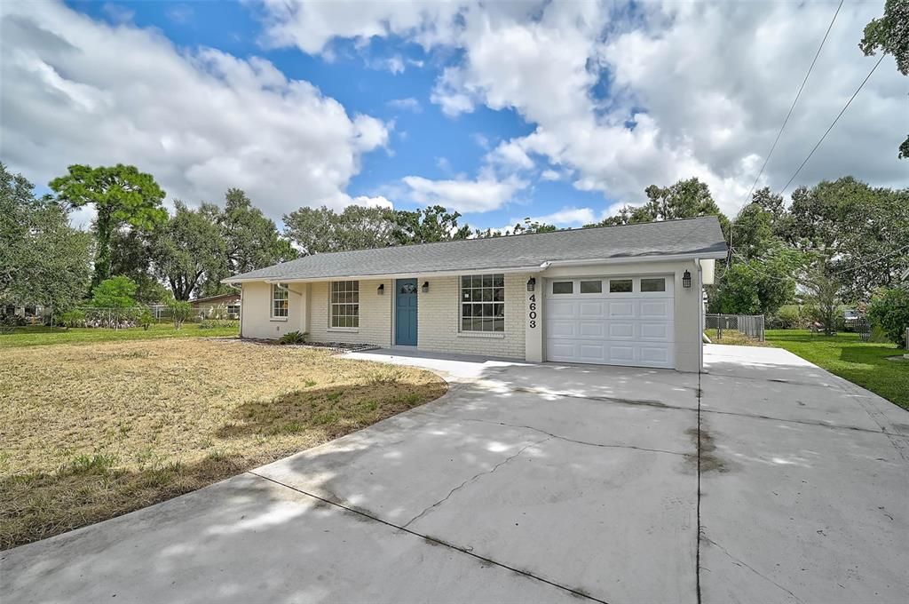 Activo con contrato: $399,000 (3 camas, 2 baños, 1269 Pies cuadrados)