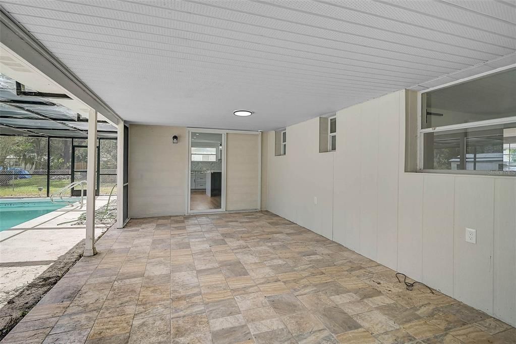 Activo con contrato: $399,000 (3 camas, 2 baños, 1269 Pies cuadrados)