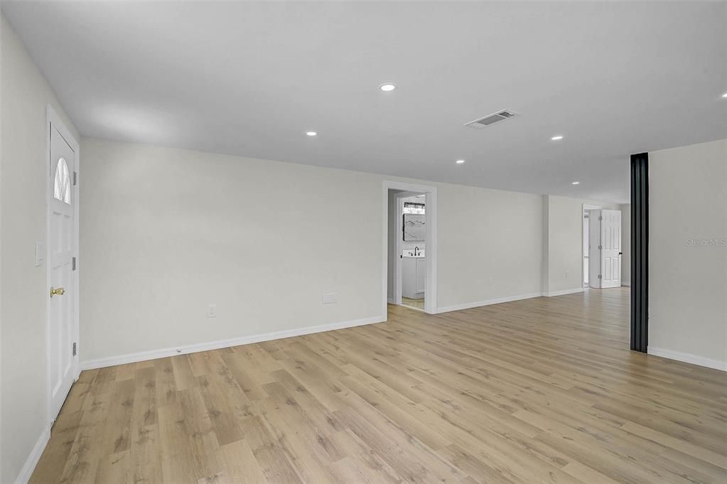 Activo con contrato: $399,000 (3 camas, 2 baños, 1269 Pies cuadrados)