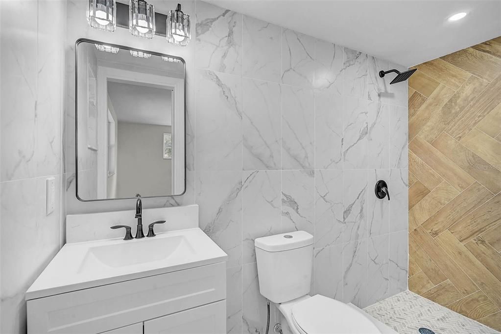 Activo con contrato: $399,000 (3 camas, 2 baños, 1269 Pies cuadrados)