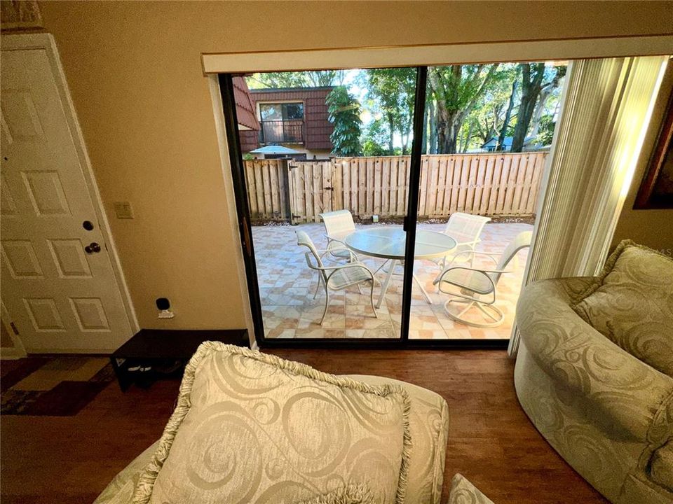 На продажу: $254,000 (2 спален, 2 ванн, 1344 Квадратных фут)