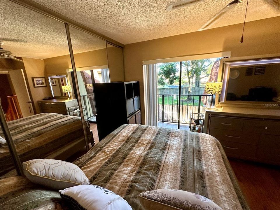 На продажу: $254,000 (2 спален, 2 ванн, 1344 Квадратных фут)