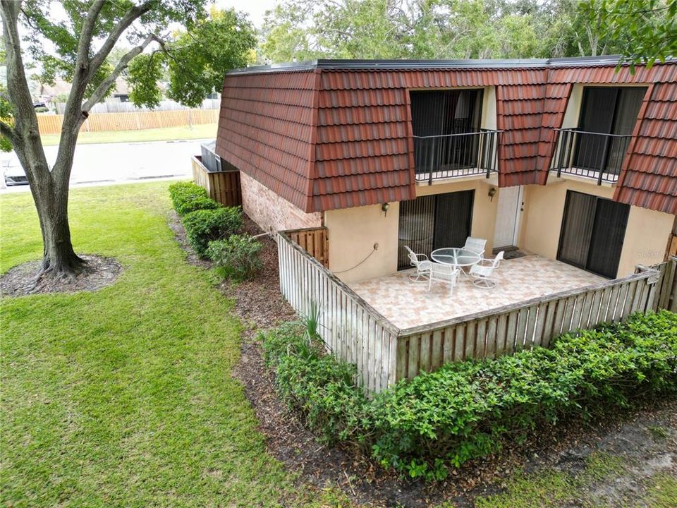 На продажу: $254,000 (2 спален, 2 ванн, 1344 Квадратных фут)