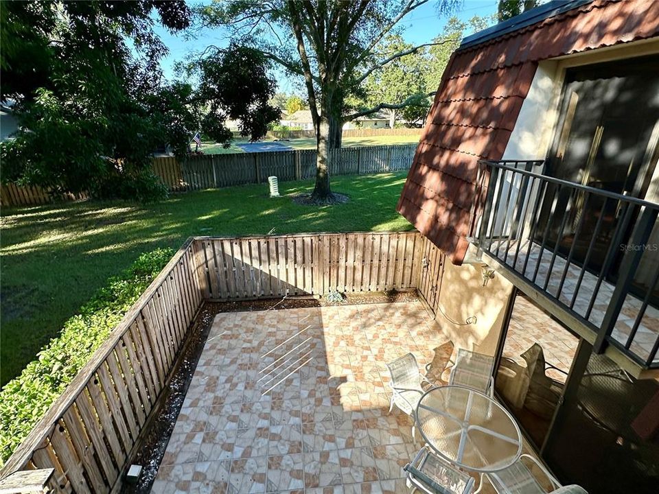 На продажу: $254,000 (2 спален, 2 ванн, 1344 Квадратных фут)