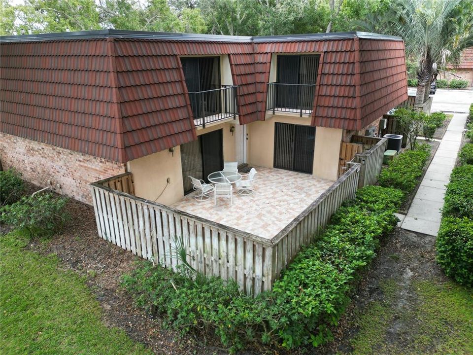 На продажу: $254,000 (2 спален, 2 ванн, 1344 Квадратных фут)